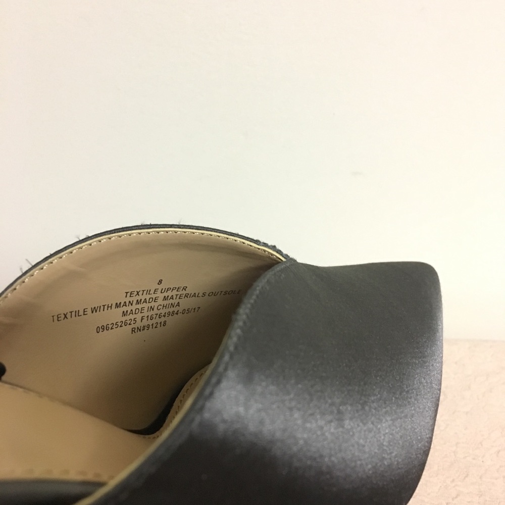 High Heels - Picture 6 of 8